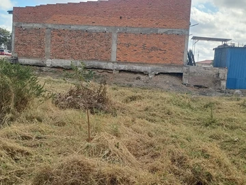 Commercial & Industrial Land