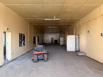 Warehouse & Factory