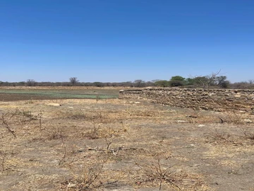 Commercial & Industrial Land