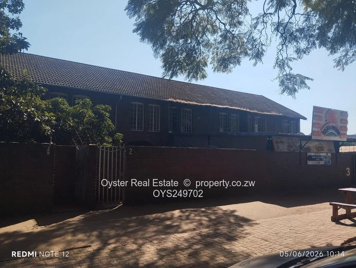 Duplex garden flat near Montagu Shops (Sole Mandate)