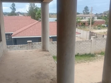 6 Bedroom House