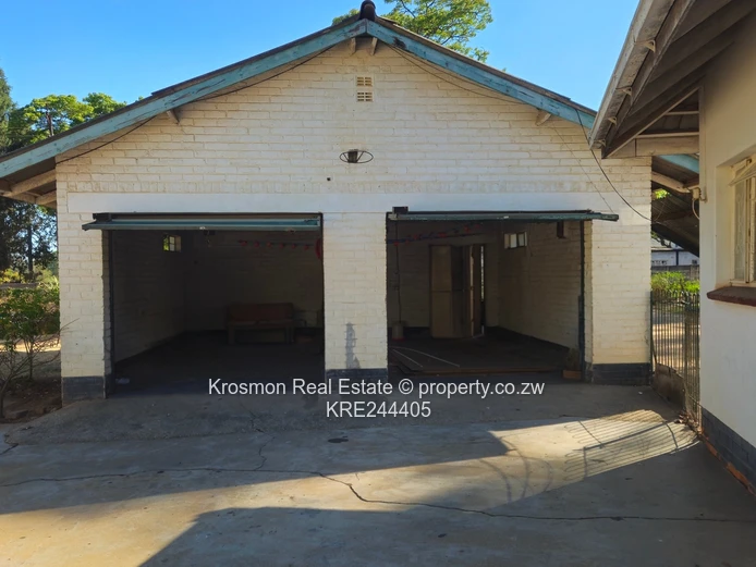 Marondera/winstonpark 5-Bed Home on 4250m² 