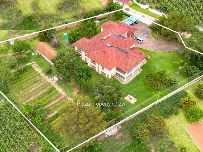 7 Bedroom House for Sale in Mount Pleasant