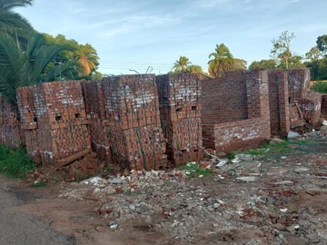 Stands & Residential Land