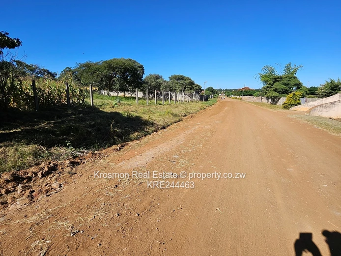Marondera 2016m² Stand — Main Road Frontage & Subdivision Potential