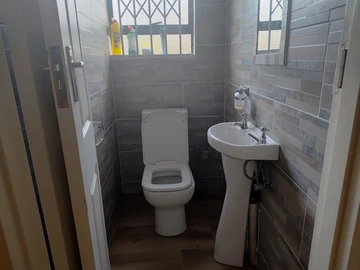 2 Bedroom Garden Flat