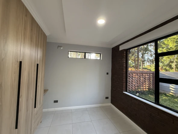 3 Bedroom Garden Flat