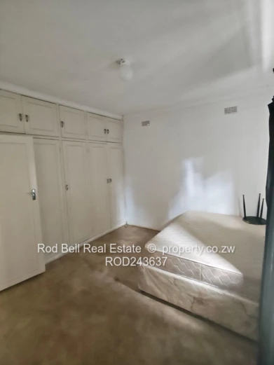 Avondale West: 2-Bed Garden Flat