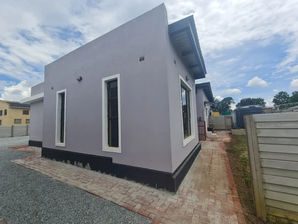 3 Bedroom Garden Flat