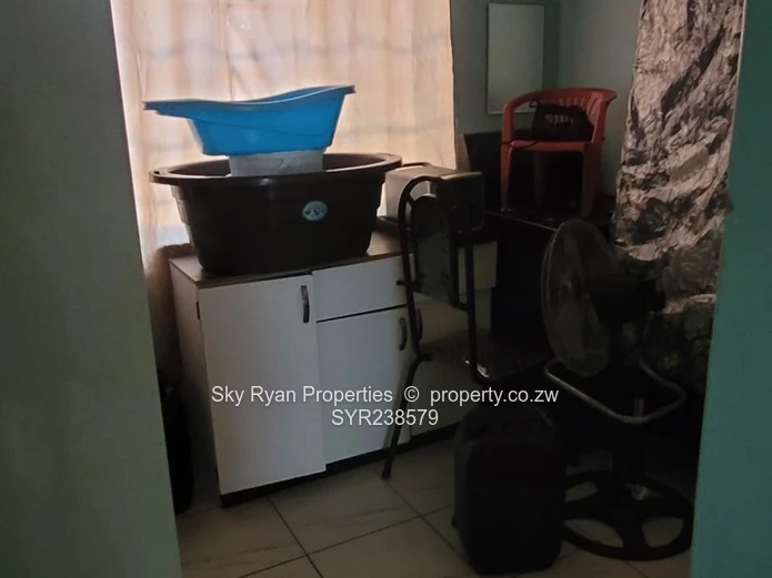 Hatfield Garden Flat For Sale