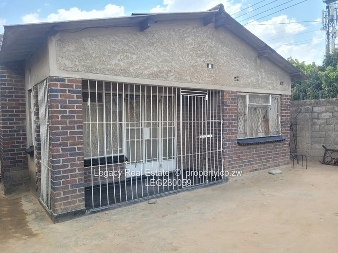 Chitungwiza Unit N House for Sale