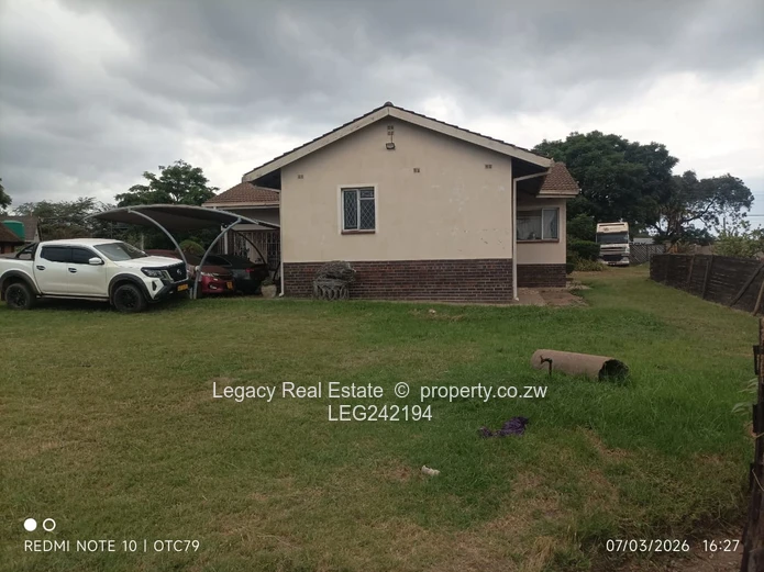 Commercial Zone Property: 3-Bed House Plus Quarters in Ardbenie