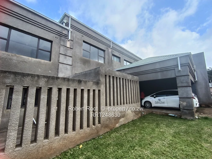 3 bed complex home in Greystone Park