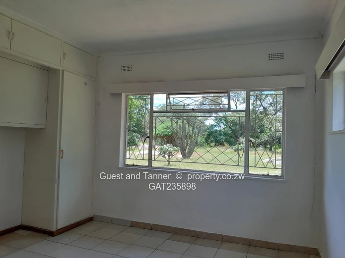 3 Bedroom House for Rent in Hatfield - Rates included