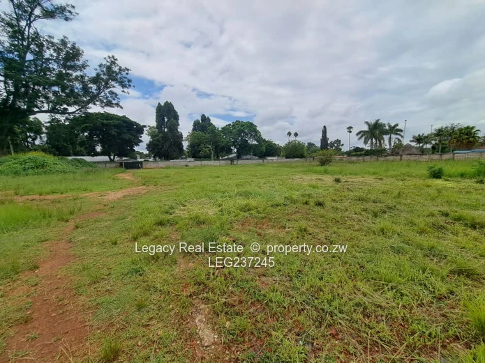 Exclusive 8,119sqm Stand With Borehole,Prime Development Land Just off Borrowdale Road