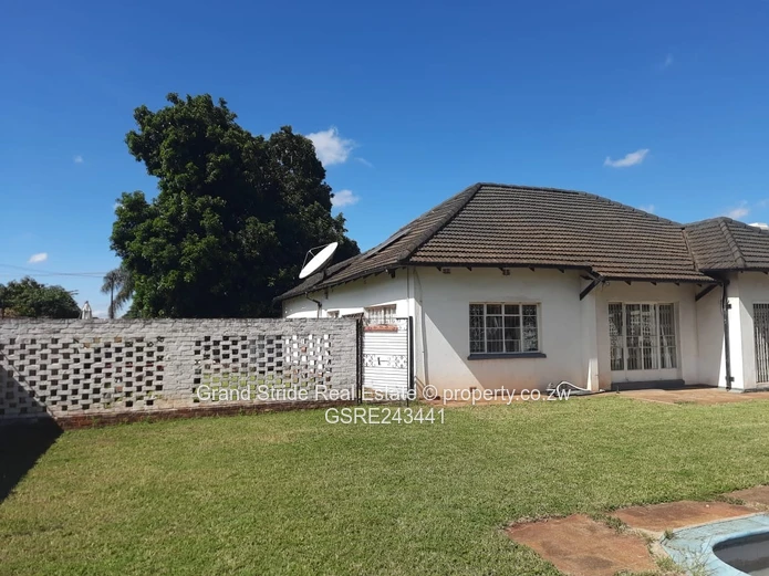 Herbert Chitepo Property Ideal for Offices