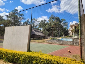 8 Bedroom House