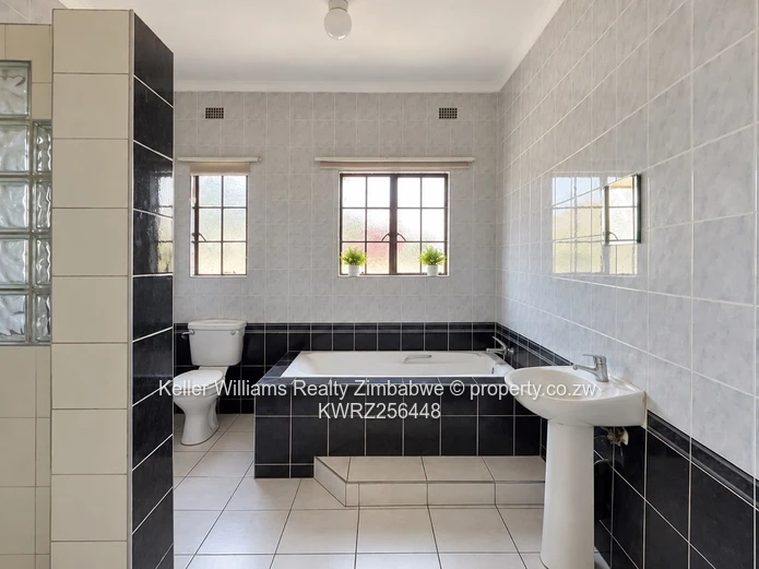 Spacious, split-level family home on scenic Manyonga Close, Glen Lorne (Sole Mandate)