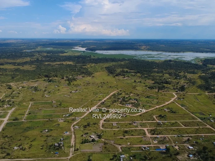 500m² Stand Near Lake Chivero — Gravel Roads