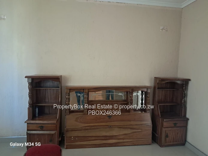 Marlborough Mews Fully furnished 4 bed cluster unit for rent.