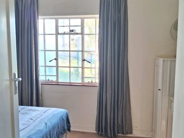 3 Bedroom Flat & Apartment