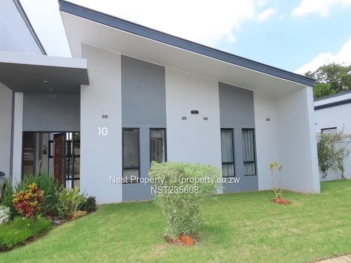 Stylish 3 Bedroom Townhouse for rent in Greendale!