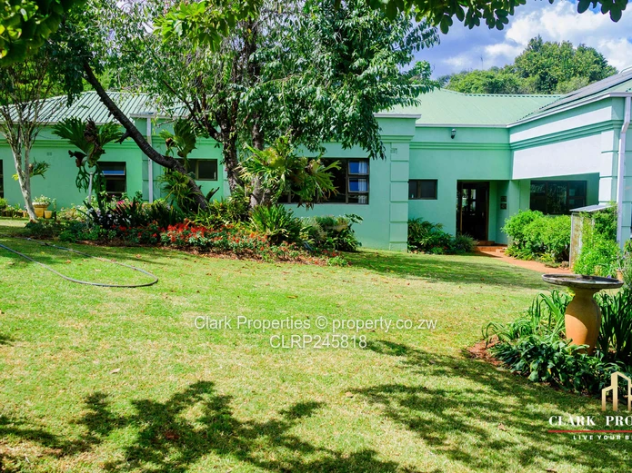 Immaculate, Spacious Townhouse