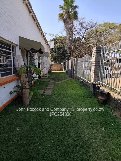 Workshop and office space in Prime Belmont Area