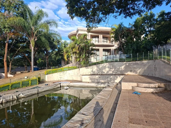 7 Bedroom House