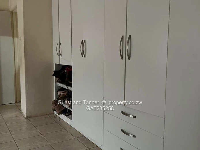 Spacious 5-Bedroom House for Sale in Pumula South – Secure & Modern Living