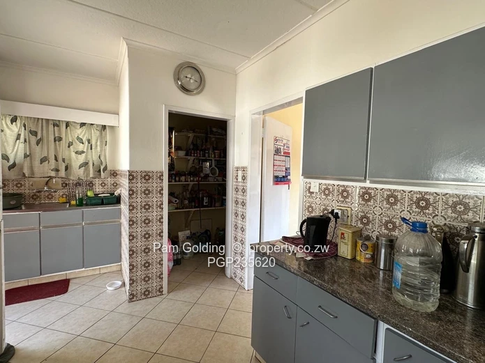 Timeless Family Living In Hillcrest