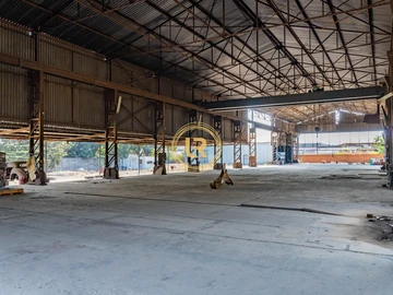 Warehouse & Factory