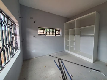 3 Bedroom Garden Flat