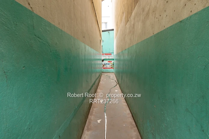 Prime Cbd Location!!