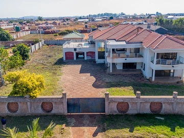 5 Bedroom House