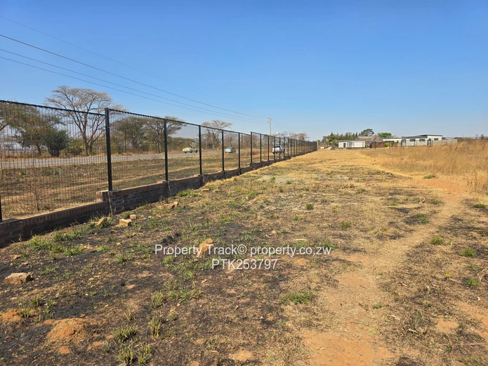 Prime Mazowe Street Road Frontage — 9,370 Sqm Commercial Stand