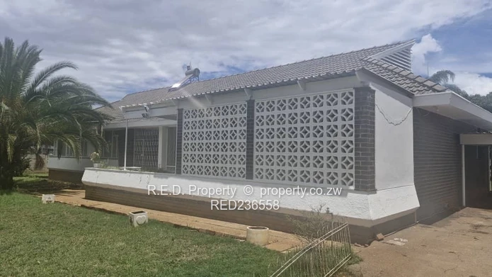 Commercial Property to Let In kumalo