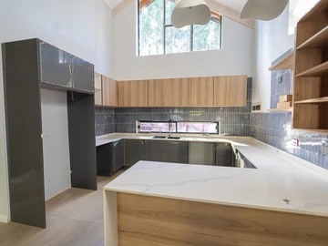 3 Bedroom Garden Flat