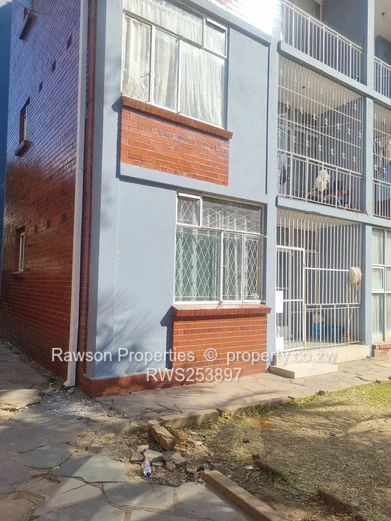 1 And Half Bed Flat For Sale In The Avenues Harare