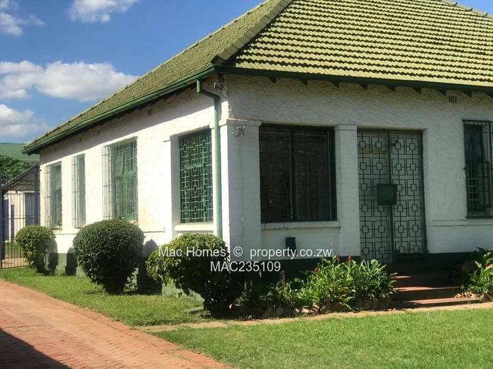 Townhouse/Commercial Property For Sale