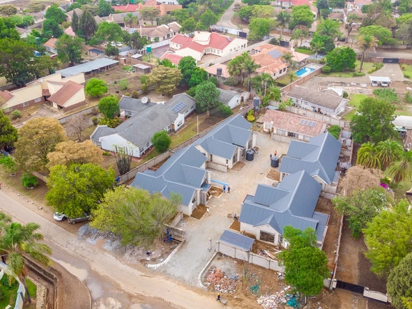 3 Bedroom Flat & Apartment