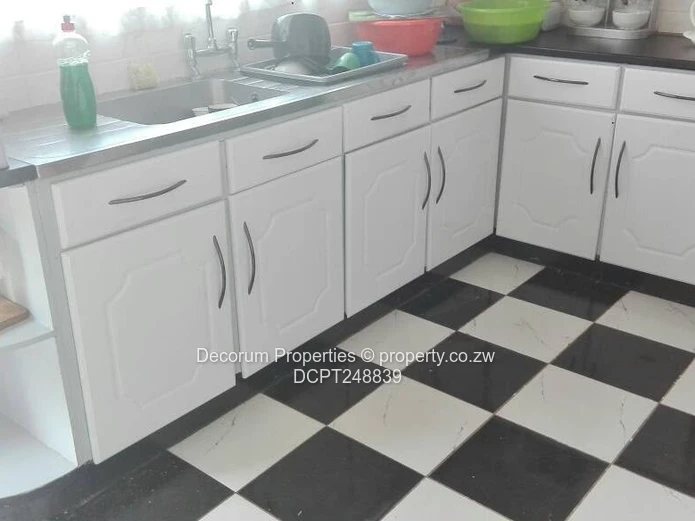 ?? **Chitungwiza Unit B – Family Home For Sale | 