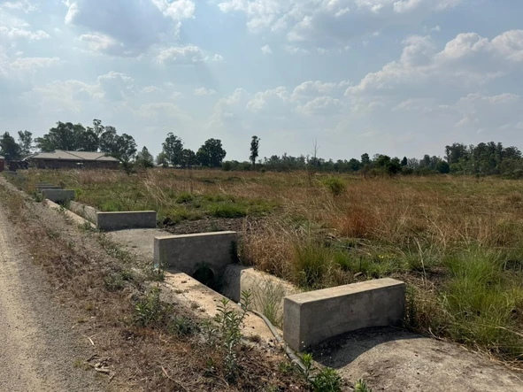 Stands & Residential Land