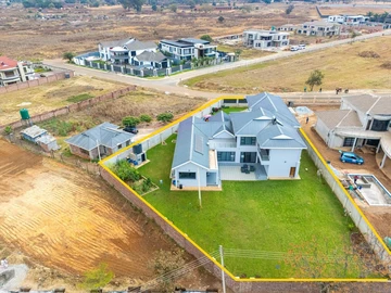 6 Bedroom House