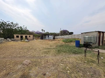 Commercial & Industrial Land