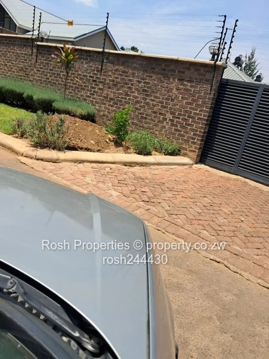 Charming 2-Bed Garden Flat—Avondale West