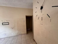 2 Bedroom Flat & Apartment