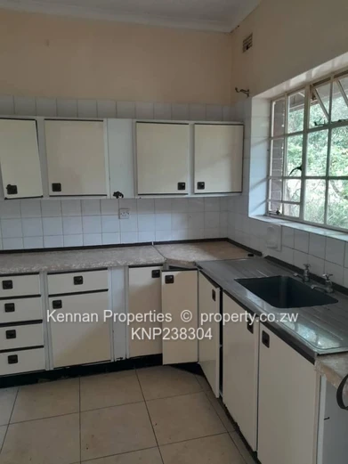 Cottage for Sale in a Well-established Retirement Complex