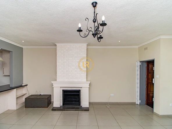 3 Bedroom Flat & Apartment