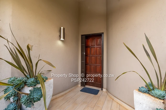 Modern 3 Bedroom Home in Exclusive 6 Unit Complex